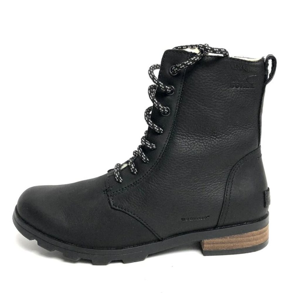 Sorel Women's Emelie Short Lace Cozy Waterproof Black Boots, Size 8 M